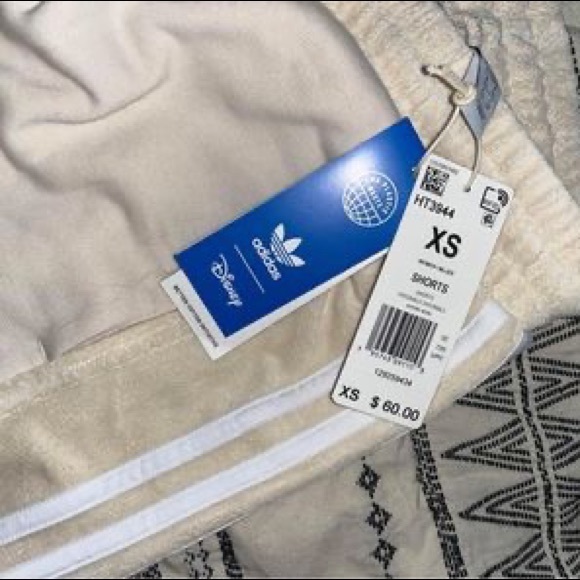 Adidas Lilo and Stitch shorts - Picture 2 of 2